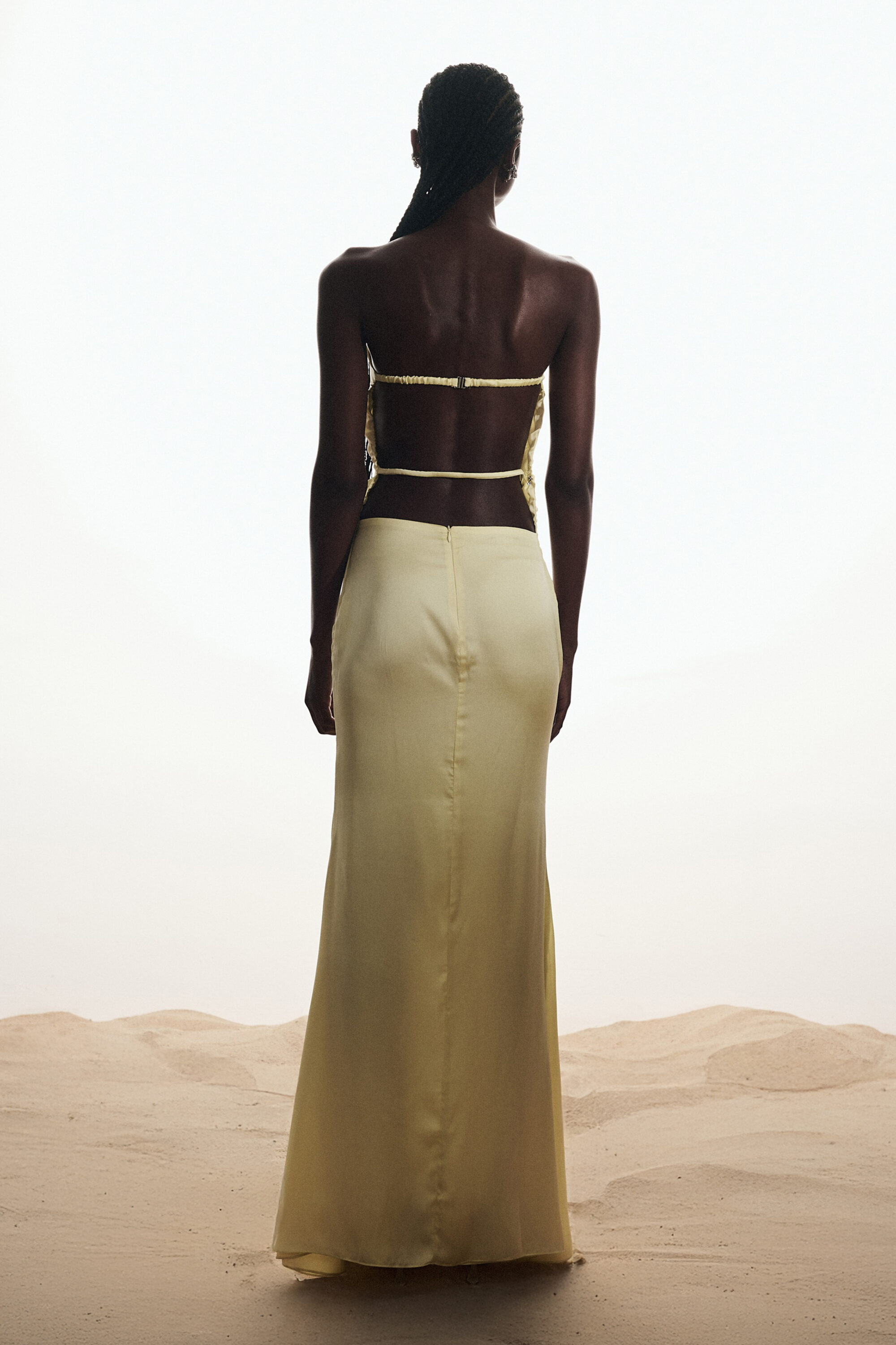 Vestido Tomara que Caia Cetim Butteryellow - SOL BRAND X THAISE JURIATTI - Image 3