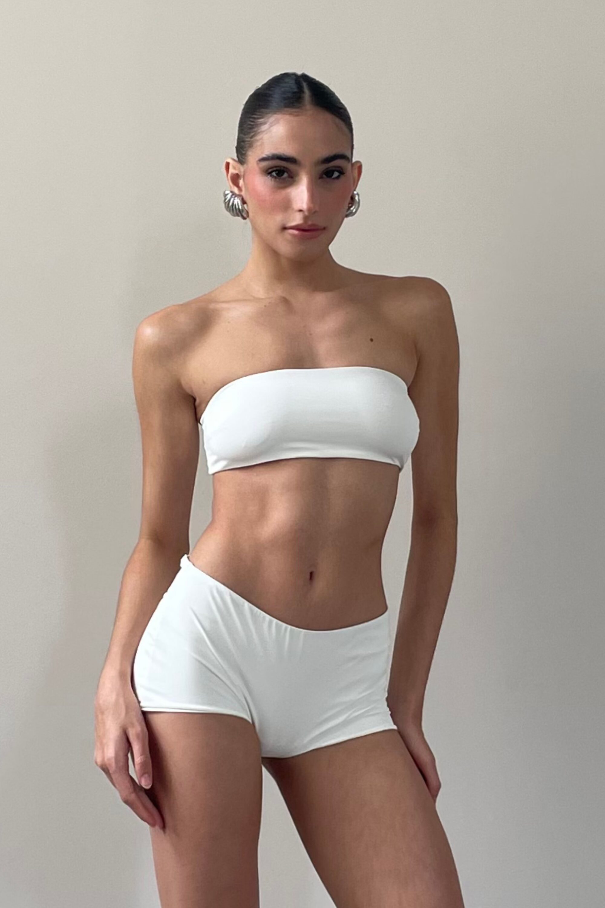Short Under Cintura Baixa Off White - Image 3