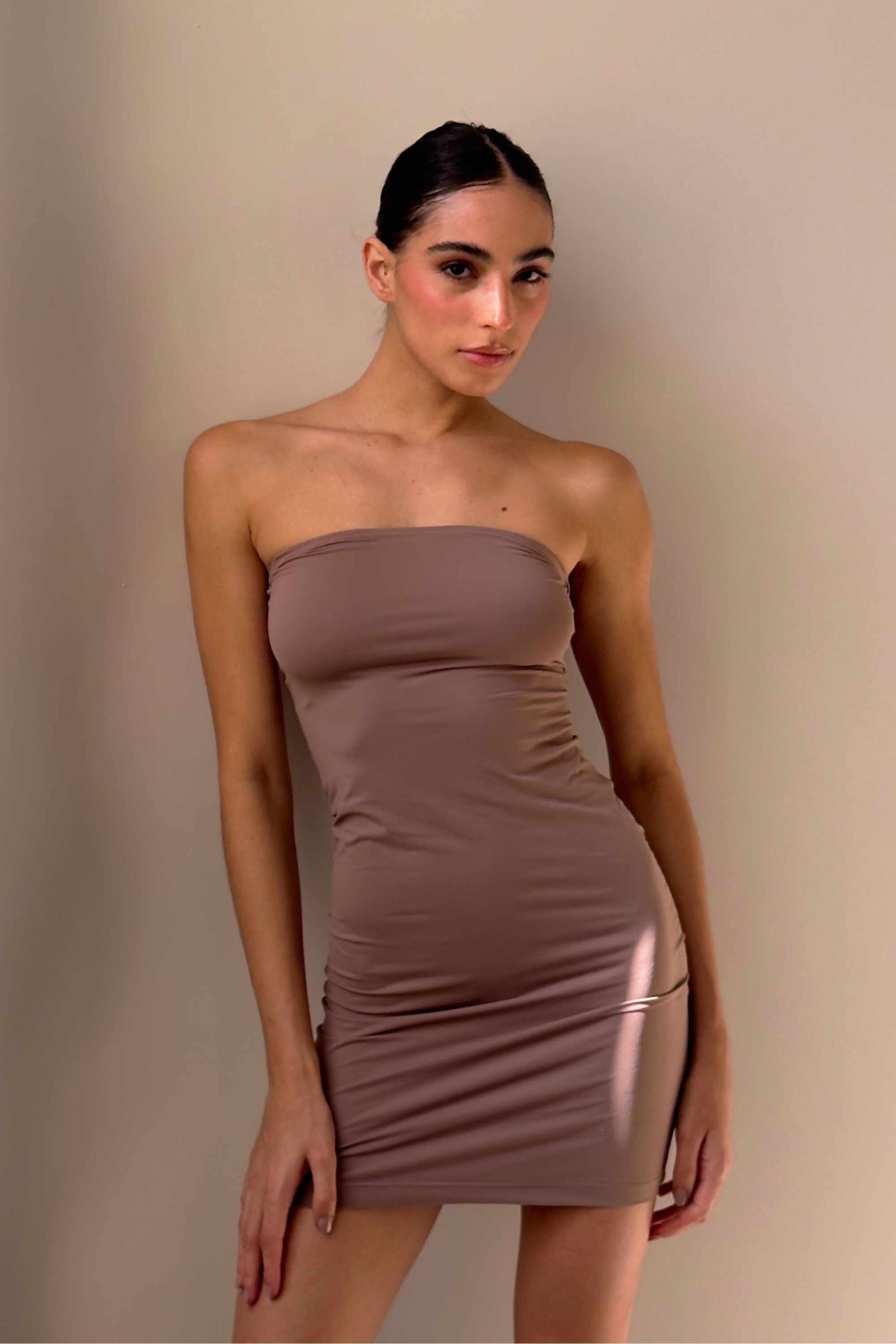Vestido Under Tomara-que-caia Nude - Image 2