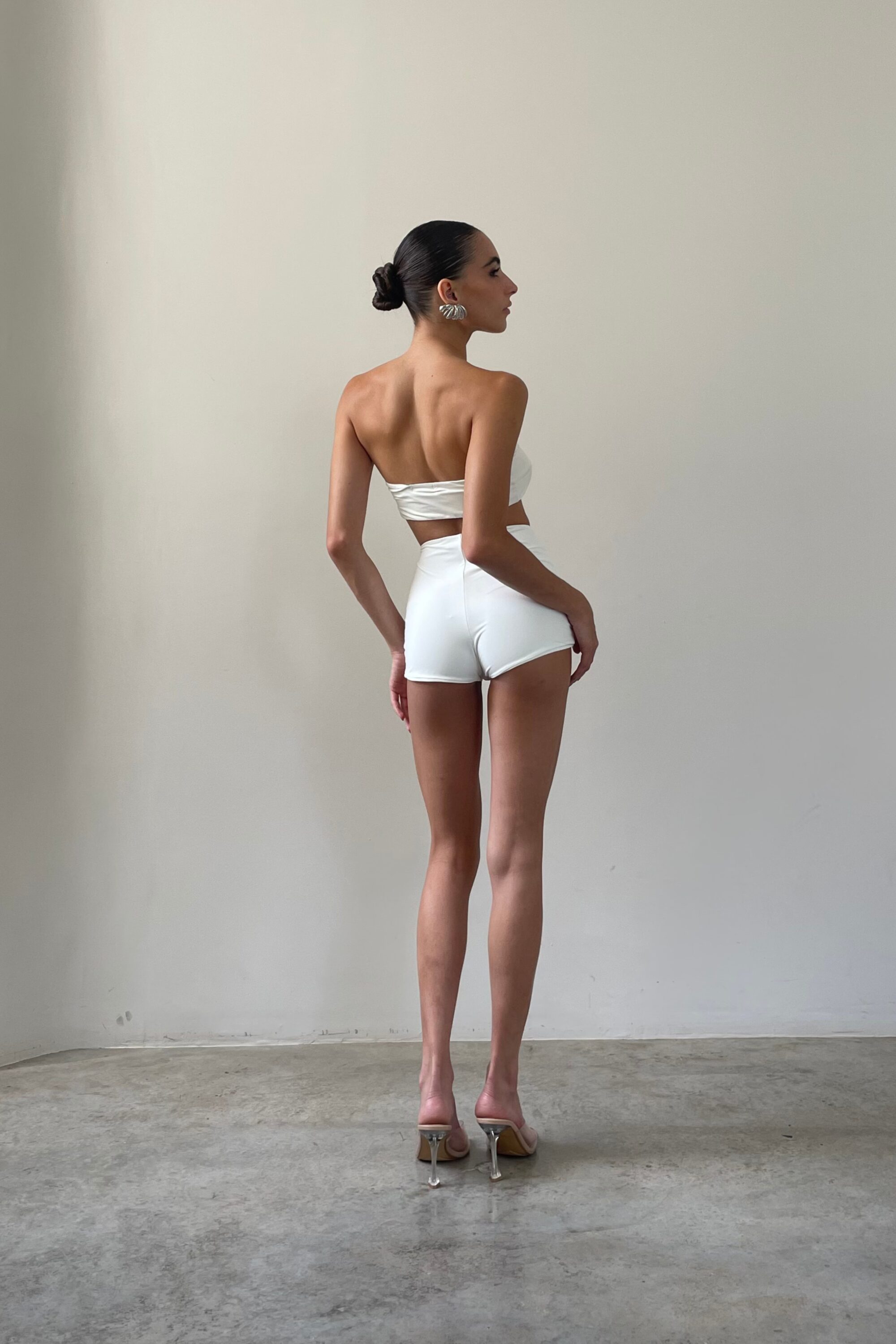 Short Under Cintura Alta Off White - Image 5