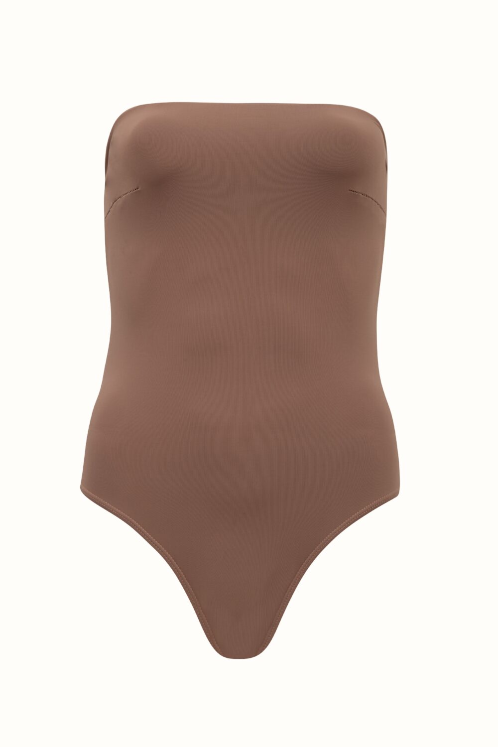 Maiô Under Nude