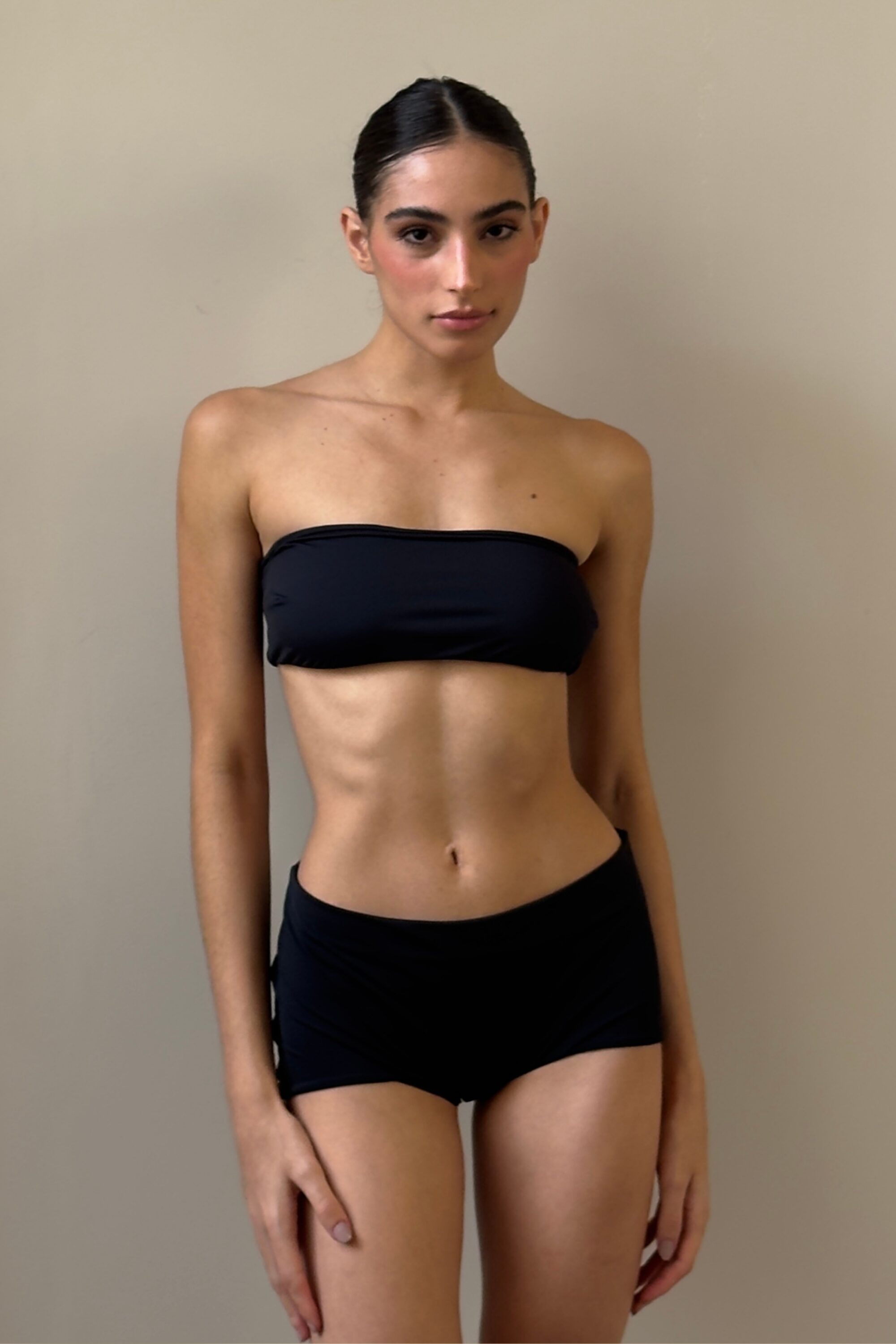 Top Reto fluity Preto - Image 9