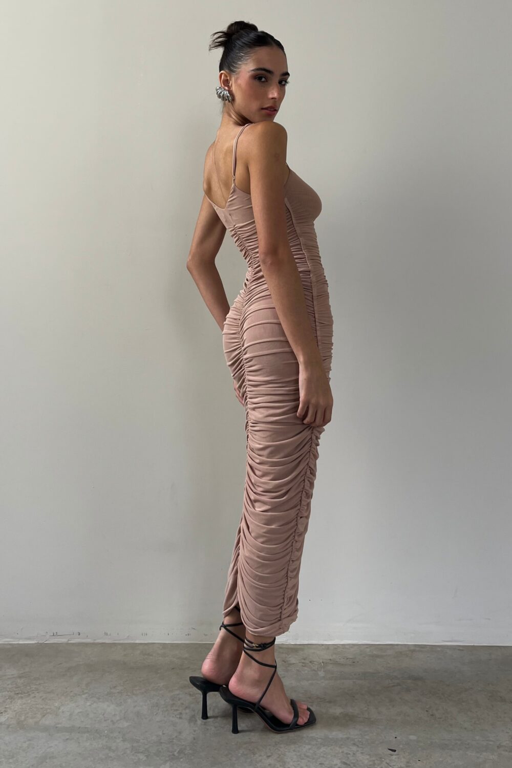 Vestido Naomi Drapeado Nude