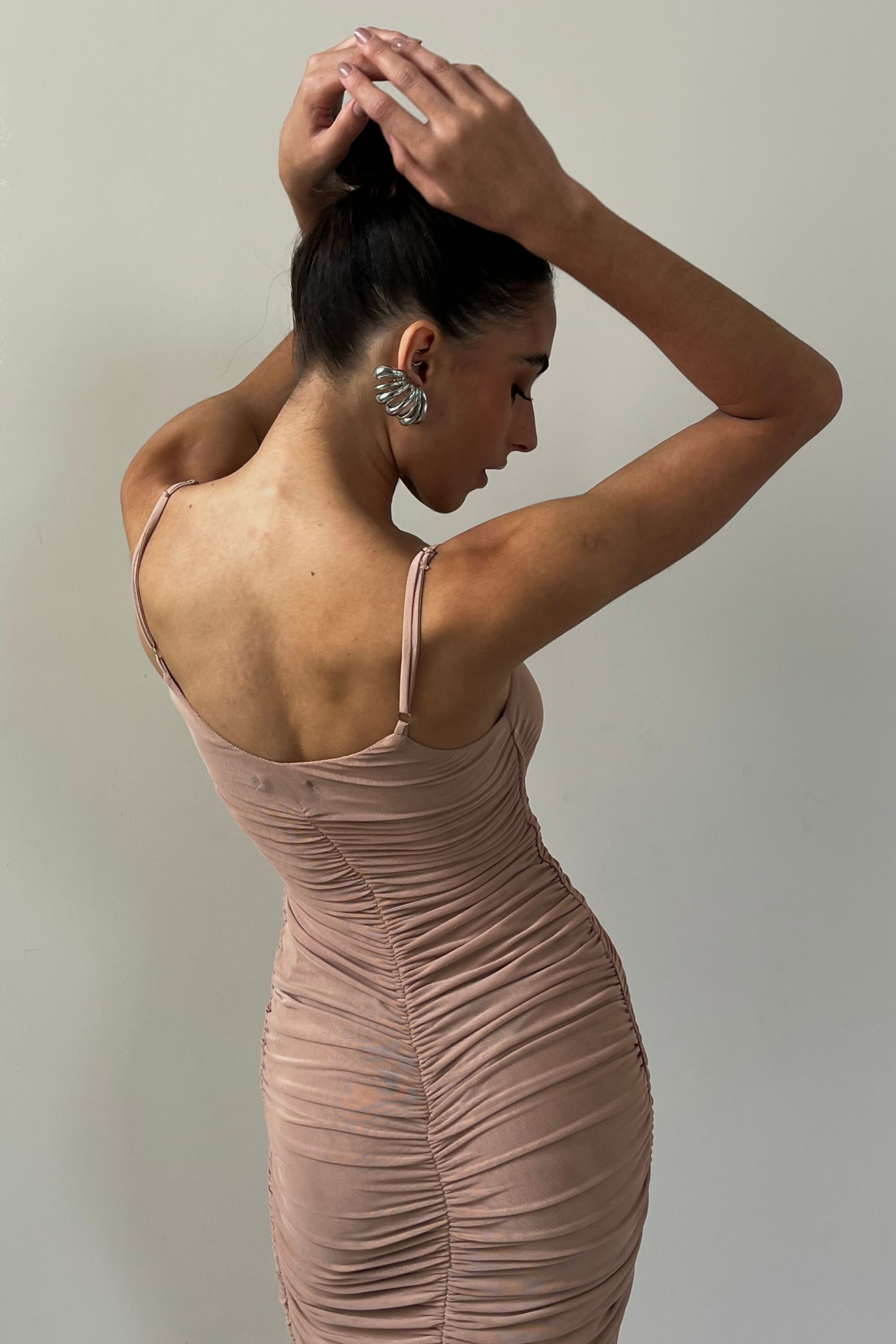 Vestido Naomi Drapeado Nude - Image 4